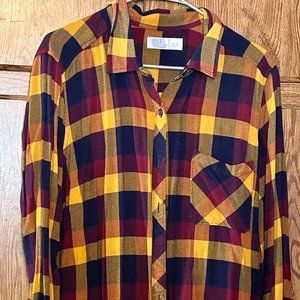 Women's Woven Plaid Shirt